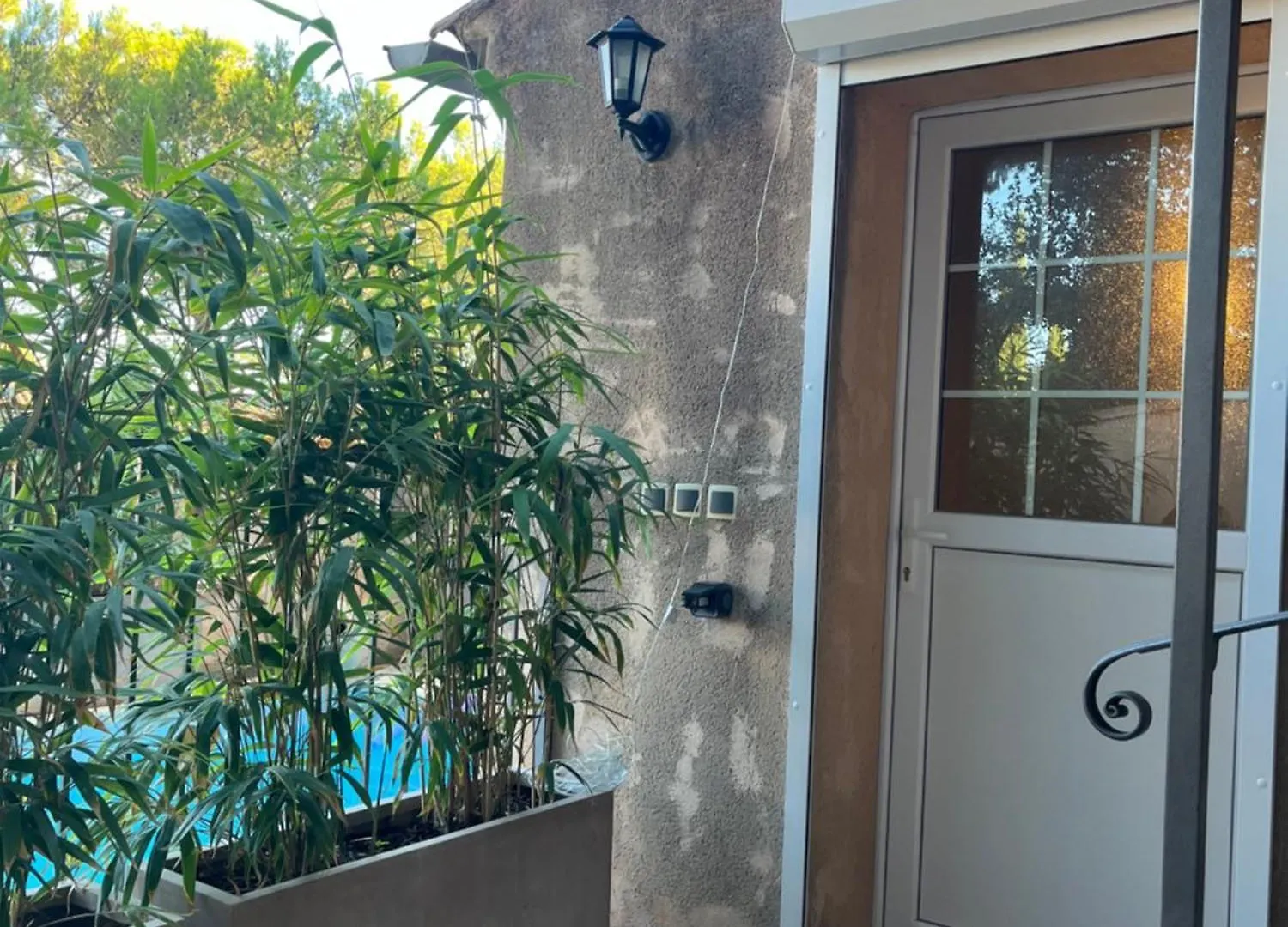 Logement Independant Au Bonheur Cuisine Piscine Clim Proche Centre Village #Dentelles Montmirrail 博默德弗尼瑟